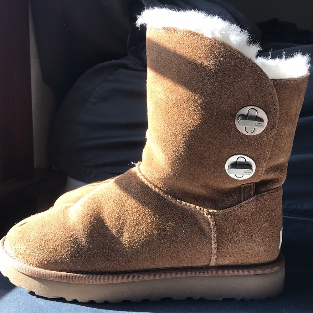 UGG Boots Chestnut